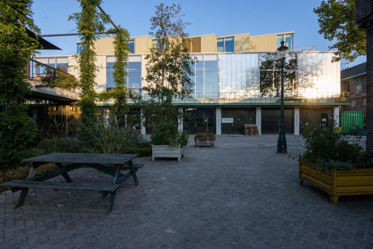Limehome Eindhoven Gashouder 외부 사진